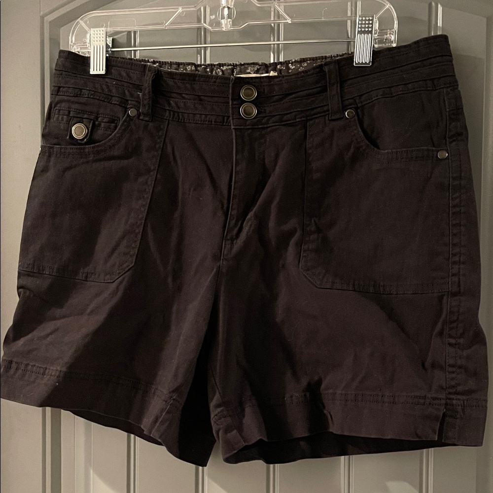 Stylish Women's Dark Cargo Shorts